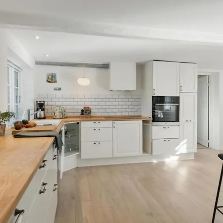 4 Bedroom Stunning In Samso بيت للعطل *