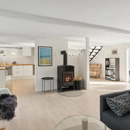 بيت للعطل 4 Bedroom Stunning In Samso Brundby