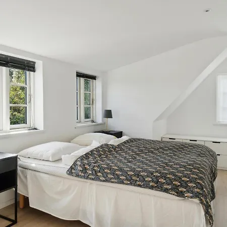 4 Bedroom Stunning In Samso * Brundby