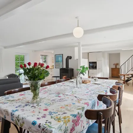 펜션 4 Bedroom Stunning In Samso *