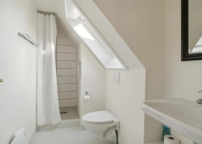4 Bedroom Stunning In Samso בית נופש Brundby