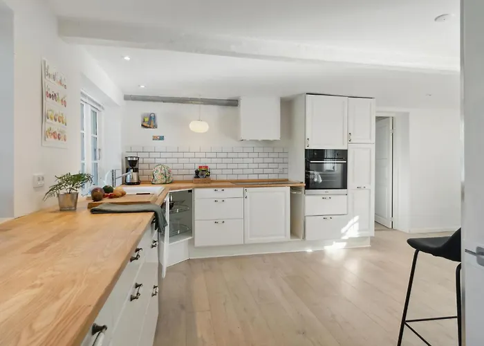 4 Bedroom Stunning In Samso בית נופש *