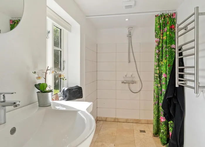 בית נופש 4 Bedroom Stunning In Samso Brundby