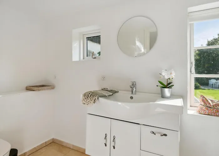 4 Bedroom Stunning In Samso בית נופש