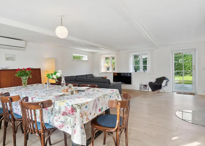4 Bedroom Stunning In Samso Feriehus
